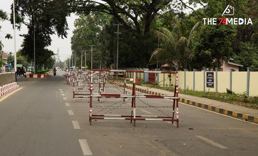 A motorcyclist was shot by police at a police station on Sum Prabum Road in #Myitkyina at around 8pm on Sep 12. It did not know if the victim had been hit by a bullet while clearing the area...(1/2)<a href="/EmilyFishbein11/">Emily Fishbein</a>
#WhatsHappeningInMyanmar 
#Sep13Coup