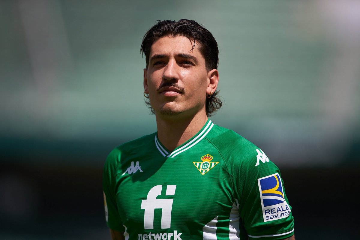 afcstuff's tweet photo. Héctor Bellerín worked with football data consultancy Analytics FC to help him find a suitable loan destination. It is thought Bellerín’s intentions for a loan was to find a club that both had minutes available, but also under a manager who would suit his style. [@TheAthleticUK] https://t.co/OczwUeiE3P