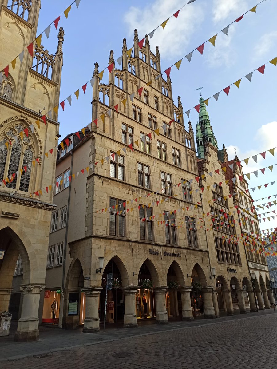We are very proud of Theresa, <a href="/Christina29892/">Christina Jordan</a>
 and Keith who completed the 2021 Münster Marathon in a respectable 3 h 30 mins! <a href="/GilmourLab/">GilmourLab</a>
 <a href="/WWU_Muenster/">Universität Münster</a> Well done!!!