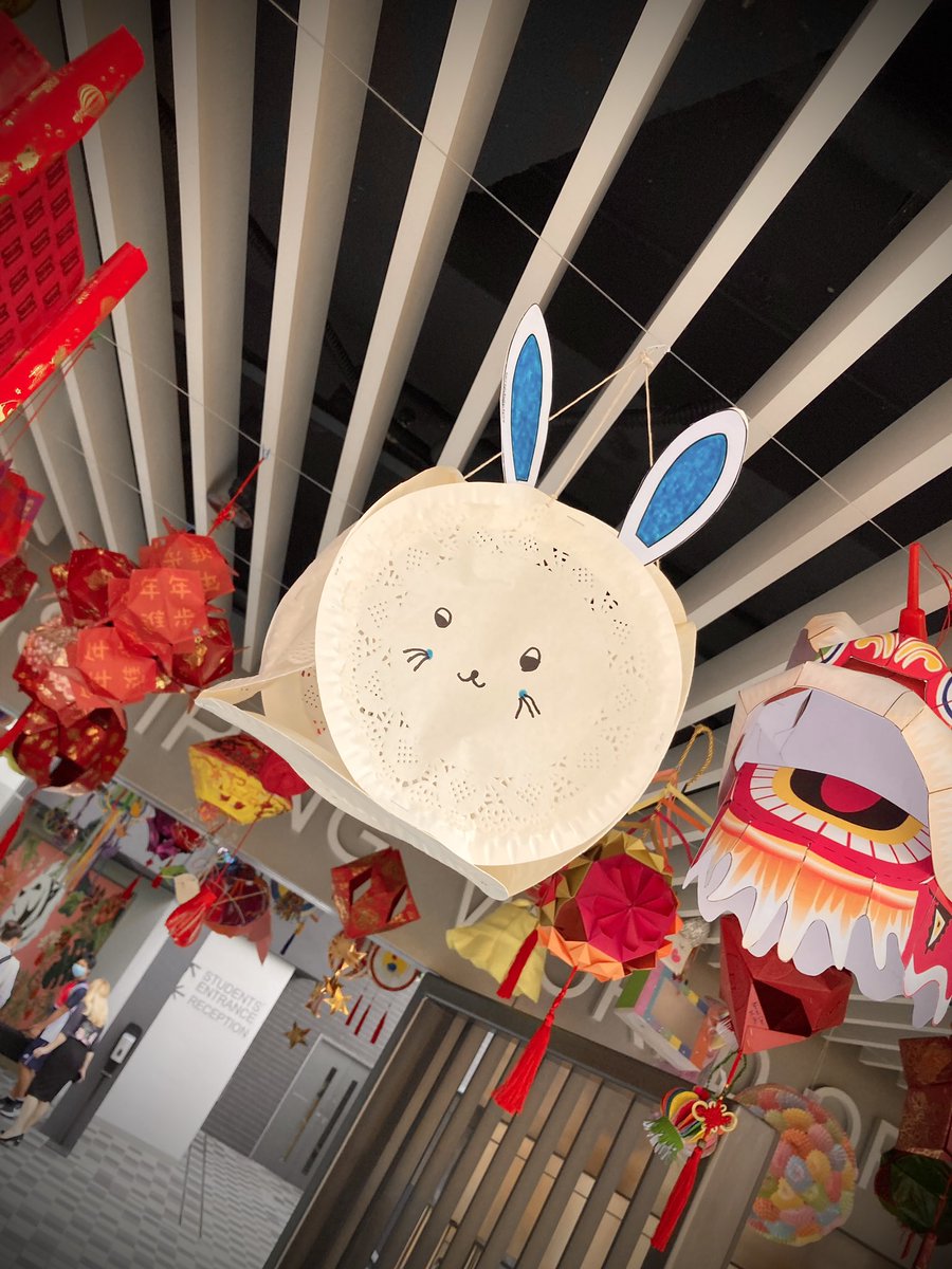 🥮🏮🥮🏮
Students’ Mid-Autumn Festival lanterns are up on display. Made from recycled items… and are looking pretty creative!
#StamfordHK #CognitaWay