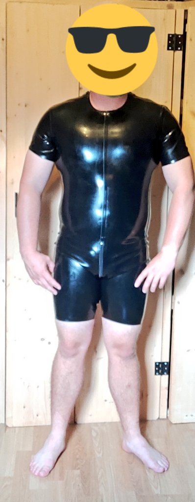 DutchRubberguy tweet media