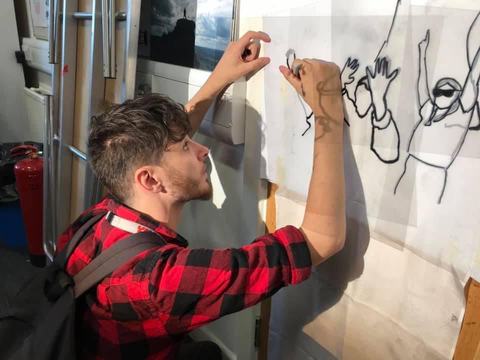 Lettingintlight's tweet photo. We have been working on The Spode Threads project for the last few weeks.
Working with the local community making flags which will be on display this weekend at the Hi Culture Festival outside Stoke Library 11am-4pm
More info here👇🏼
https://t.co/cqfAZqvNb6
#hshaz #hiculture https://t.co/MFjAqkwclj