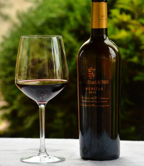 Sobrelias_'s tweet photo. Emeritus 2011, Pago Dominio de Valdepusa, Bodega Marqués De Griñón #wine #winelover #vinmo #vin #vini https://t.co/1itFxfzXbW https://t.co/cu4uI5vygK