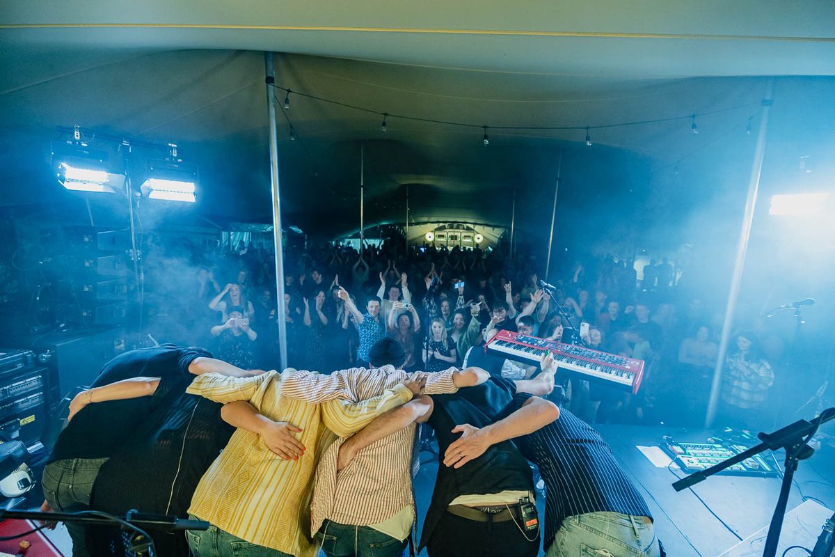 TheCoronas's tweet photo. Mitchelstown night ✌️

📸 @gbollardphoto https://t.co/AzdZyh1tzd