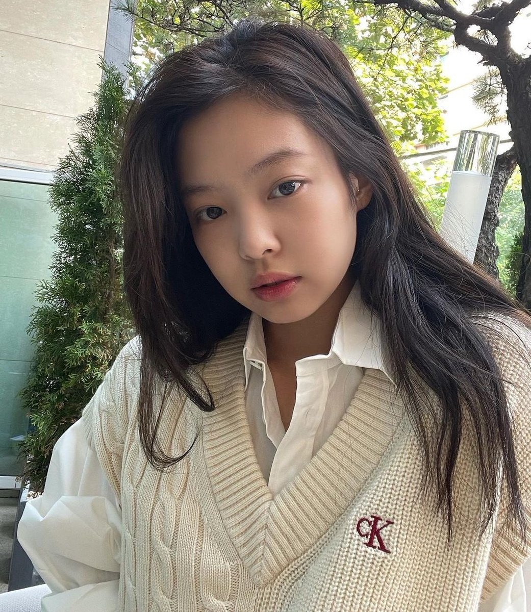 ᴄʏᴀɴ tweet media