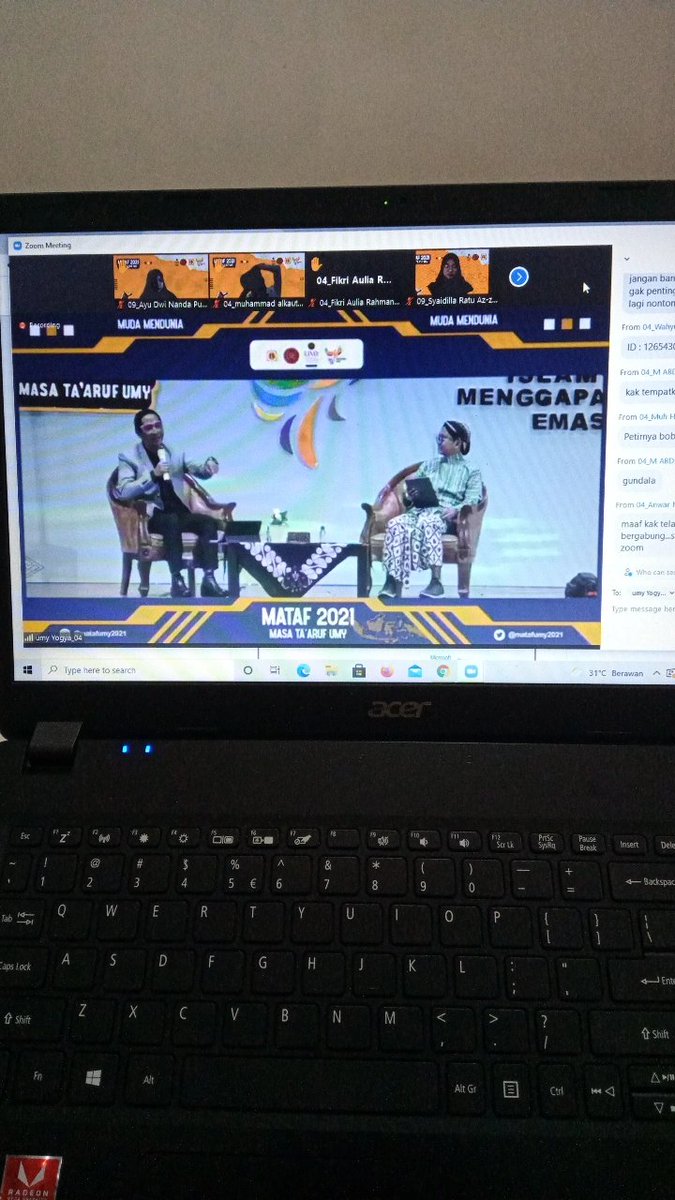 SyaidillaAz's tweet photo. MATAF UMY 2021 hari ini sangat keren walaupun  dilaksanakan secara online ,materi yang diberikan untuk kami sangat bermanfaat, intinya mahasiswa diberikan kesempatan untuk mengembangkan diri untuk masa depannya.
#MatafUMY2021 #mudamendunia #MATAFumypecahkanMURI https://t.co/2KNdYaxCZC