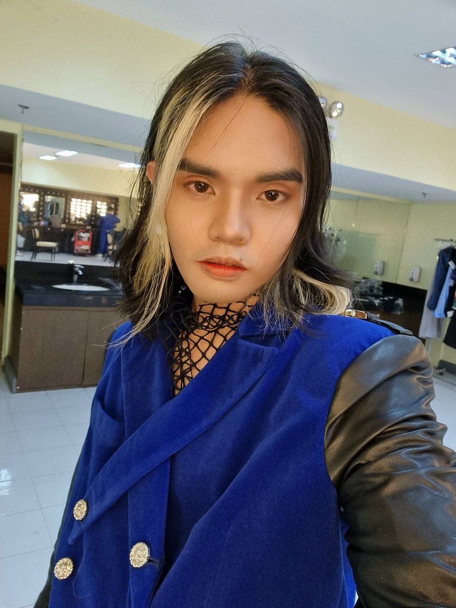 fxncyyouu's tweet photo. #7DaysWithPablo Day 4 (late haha)
fave hairstyle β¨ (lahat fave ko pero eto lang nasa gallery ko sksks)
@SB19Official @imszmc @grrawrpautlongs https://t.co/SgOJLUiEGB