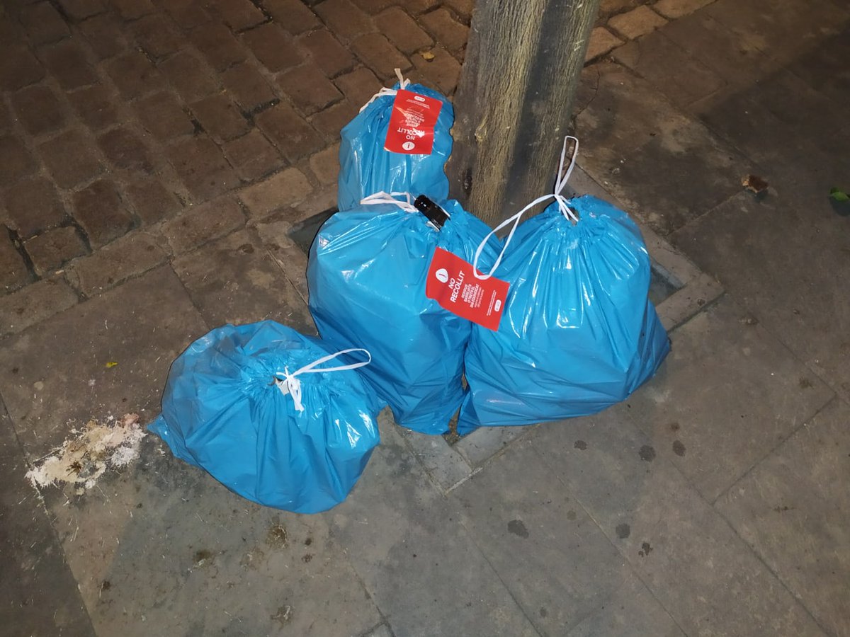 Lallum35's tweet photo. Portem quatre mesos denunciant-ho: el #PaP es va imposar després de reunions virtuals durant el confinament, cap acta que certifiqui que hi hagués aportació veïnal, amb només una AVV de les tres que hi ha al barri. Això no és participació ciutadana. El resultat és això 👇 https://t.co/U1nSDTqfEy