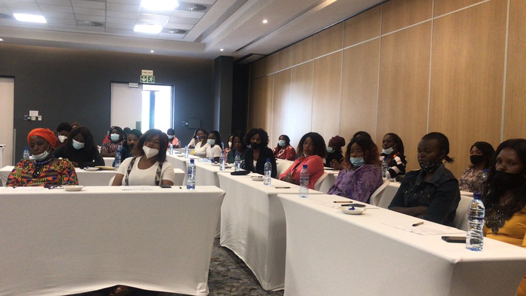 #Zambia #WLED Dissemination Summits takes off today <a href="/LGAZ_News/">LGAZ</a> representative <a href="/sangulukani_zu/">Sangulukani Isaac Zu</a> gives opening remarks. <a href="/CLGFSouthernAf/">CLGF Southern Africa</a> <a href="/GenderLinks/">Gender Links</a> <a href="/CLGFSG_LSLACK/">Lucy Slack</a> <a href="/ClgfM/">CLGF_Maybin</a>