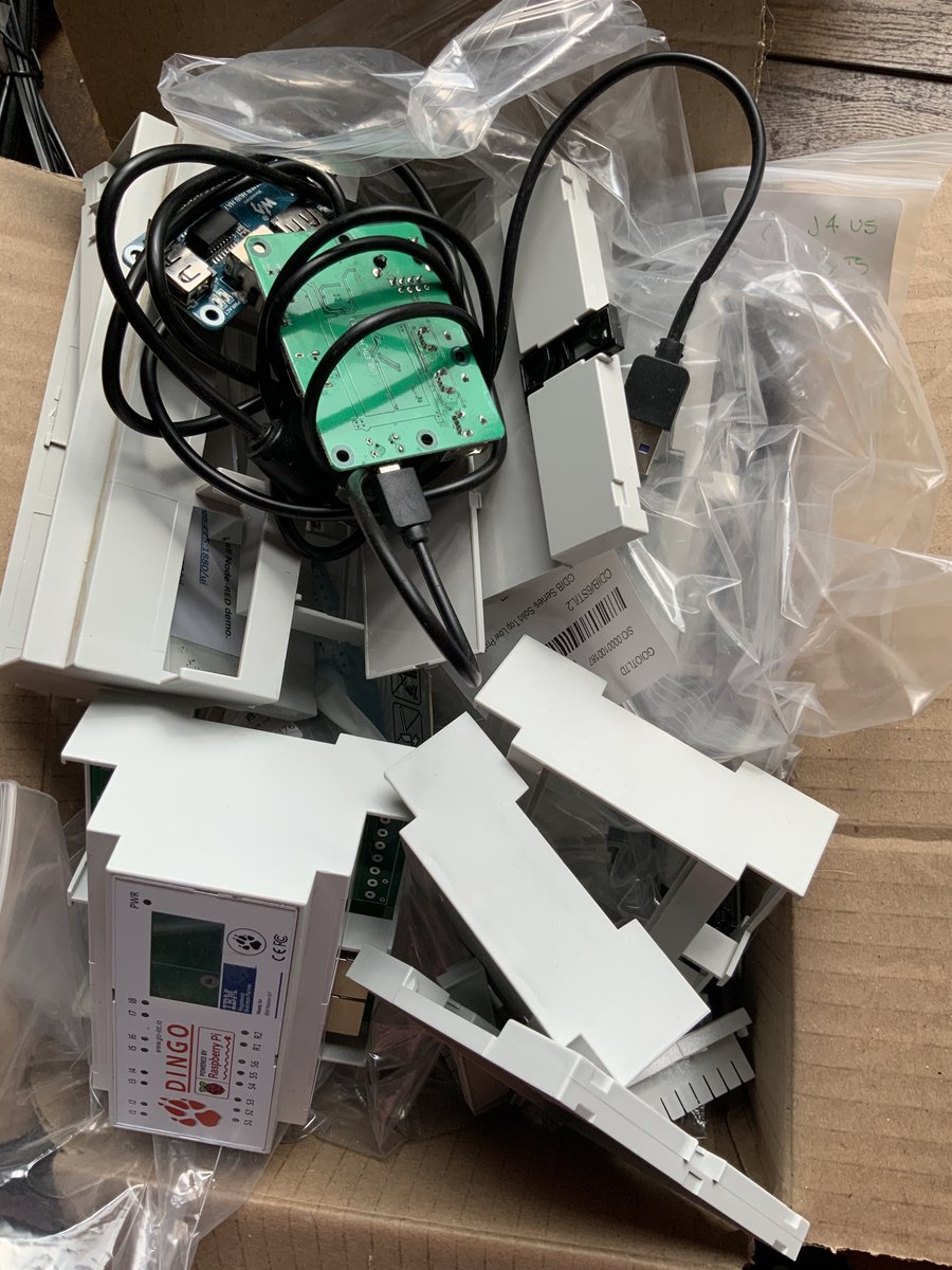 Go_IoT's tweet image. Tidying up after a busy week
#softwaredevelopment #softwaredeveloper #hardwaredeveloper #iotdeveloper #iot #iiot #Industry40 #IoTSolutions #Automation #BACnet #BuildingAutomation #DigitalTransformation #Electronics #LoRaWAN #LoRaAlliance #StartAgain #Tech #PCB #100DaysOfCode