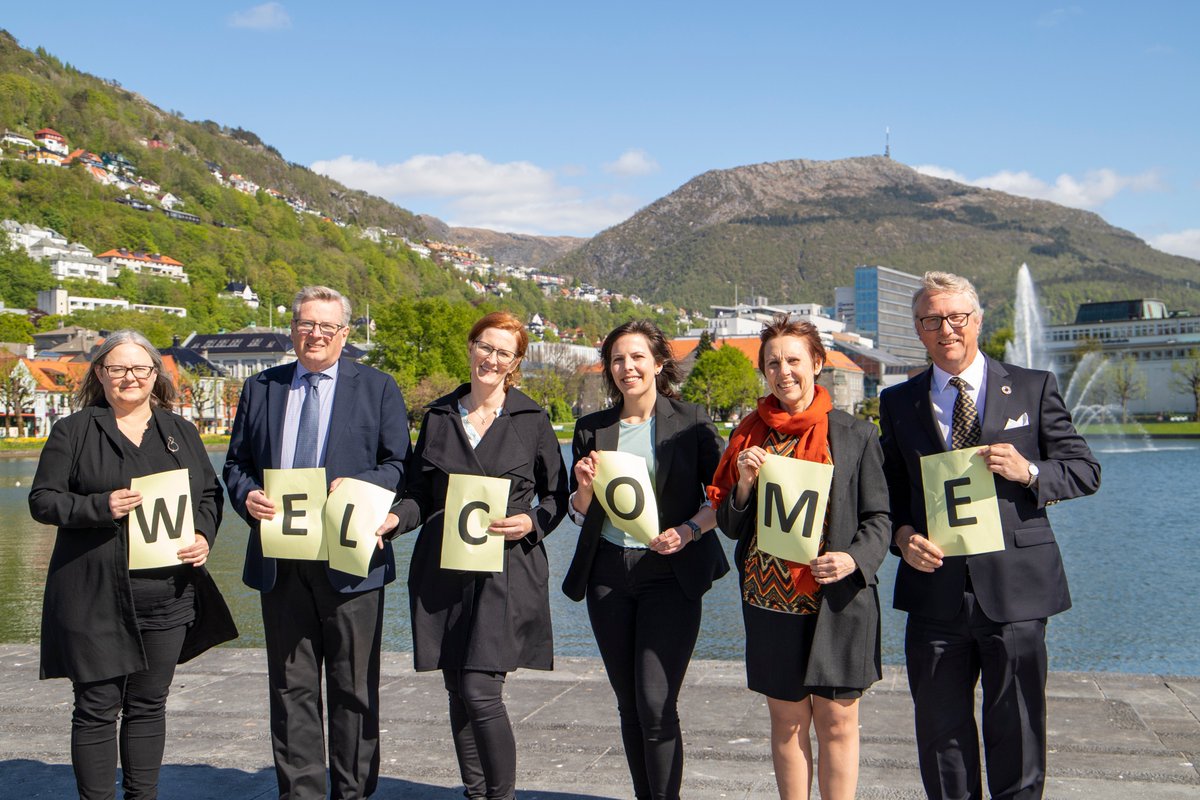 ECTMIH2021 (@ectmih2021) on Twitter photo «See you»at #ECTMIH2021 in just 2 weeks! Check out ectmih2021.no
Read about some of the great speakers in each track! You can still register! Welcome to <a href="/ectmih2021/">ECTMIH2021</a>
<a href="/NRSGlobalHealth/">Global Health Research School</a> @CIHUiB <a href="/IGS_UiB/">Institutt for global helse og samfunnsmedisin</a> @medofak_uib <a href="/UiB/">Universitetet i Bergen</a> «See you»at #ECTMIH2021 in just 2 weeks! Check out ectmih2021.no
Read about some of the great speakers in each track! You can still register! Welcome to <a href="/ectmih2021/">ECTMIH2021</a>
<a href="/NRSGlobalHealth/">Global Health Research School</a> @CIHUiB <a href="/IGS_UiB/">Institutt for global helse og samfunnsmedisin</a> @medofak_uib <a href="/UiB/">Universitetet i Bergen</a>