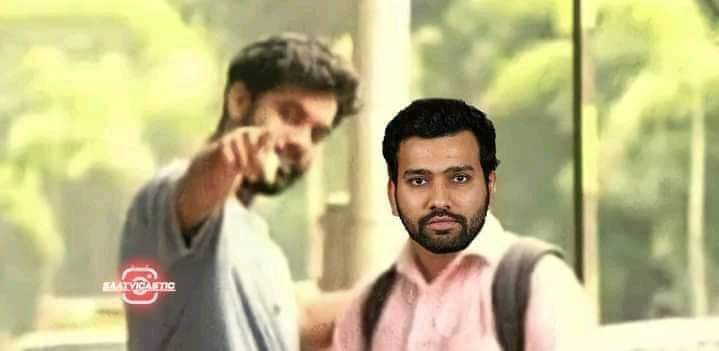 urstrulyNayan's tweet photo. Its a Prank...Look at the camera there! 😂😂🤣
#KingKohli 🤙💥👑 #captaincy #T20WorldCup #IPL2021 https://t.co/0DoigmepaC