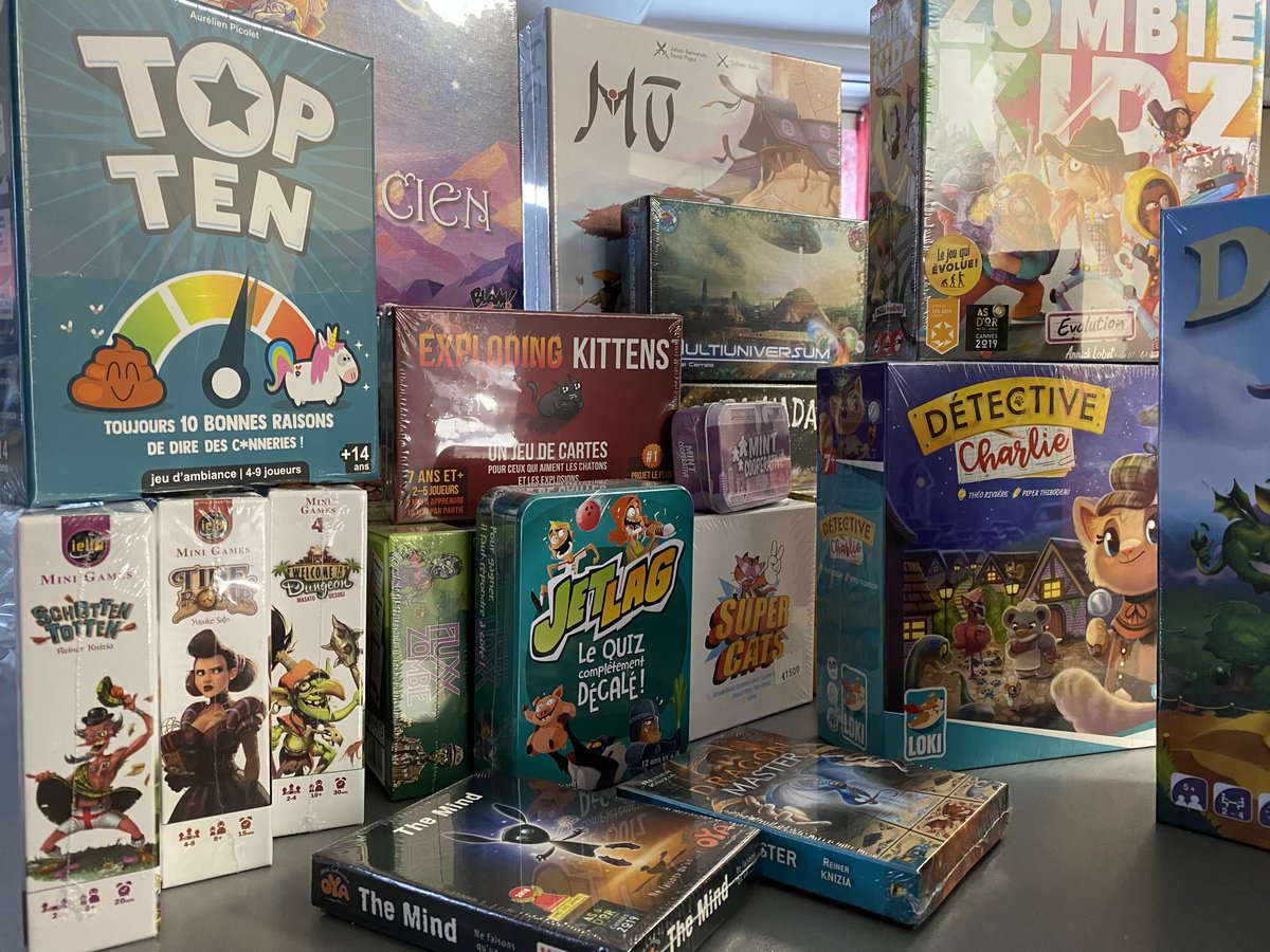 Des jeux, des jeux et encore des jeux…
C’est plusieurs centaines de jeux que vous pourrez retrouver à disposition dans le bar à jeux !
#jeuxdesociete #j2s #jds #barajeux #cafeludique #gellainville #chartres
