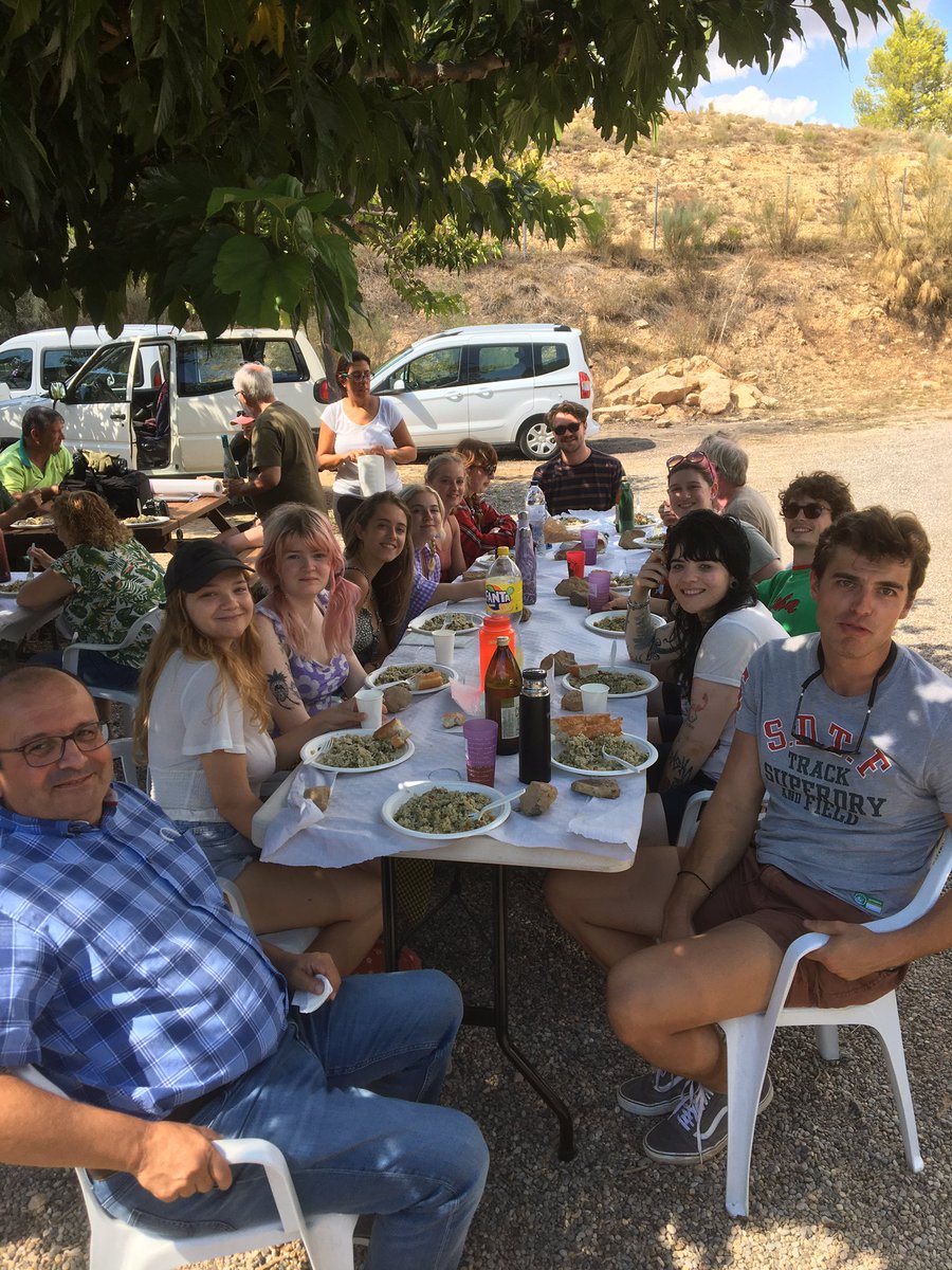 riba_rocks's tweet photo. Day 4 of exploration part 1! with co-host @AmicsdeRibaroja Demonstration of the distillation of Juniper Oil at La Garita. #juniperoil #olideginebre #lagarita #Erasmusdays #ribarojadebre #grampusheritageandtraining #erasmusplus #erasmuslife #amicsderibarojadebre #ribarocks https://t.co/g20KdOz7Le