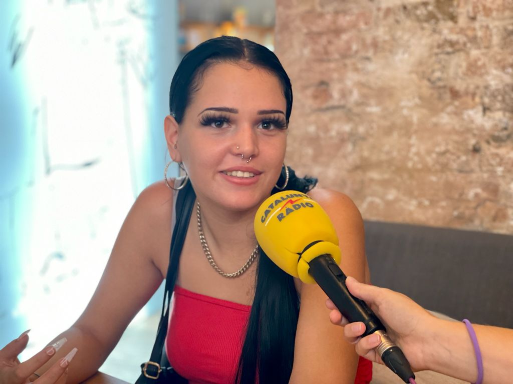 maticatradio's tweet photo. 🔴 El Raúl, la Lucía i l'Hector comencen avui a "El llindar", un centre de segones oportunitats escolars. Són les històries que ens porta avui la @MartaCarreras_ https://t.co/Exc6IXExMi https://t.co/xWZtZDQYWs