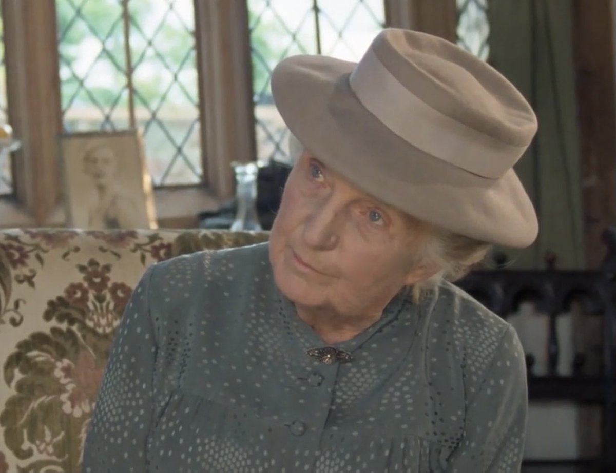 Joan as Miss Marple in The Moving Finger (1985) #JoanHickson #MissMarpleMon...