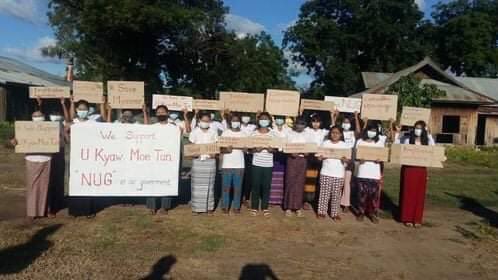k_khine's tweet photo. Protests rally in support of @KyawTun62907405 led by pro-democracy residents including generation alpha was held in #PaukPanPhyu village, #Yinmarpin Tsp. #Sep13Coup #UN_RecognizeNUG  #KyawMoeTunRepresentsMyanmar #WhatsHappeningInMyanmar https://t.co/gJcVkpLLGZ