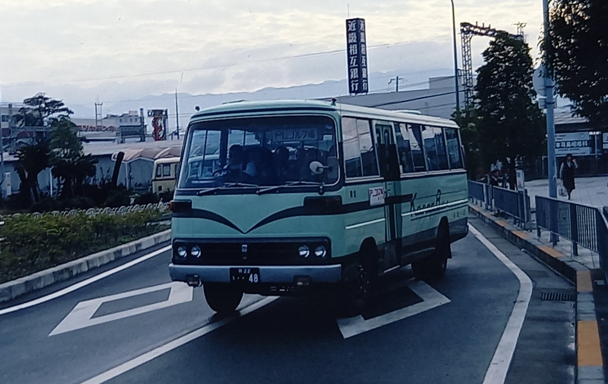 Ricky-ricky в X: „金剛バス いすゞキュービック市販1号との