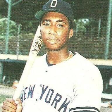 Happy Birthday to Bernie Williams, who turns 53 years old today. 