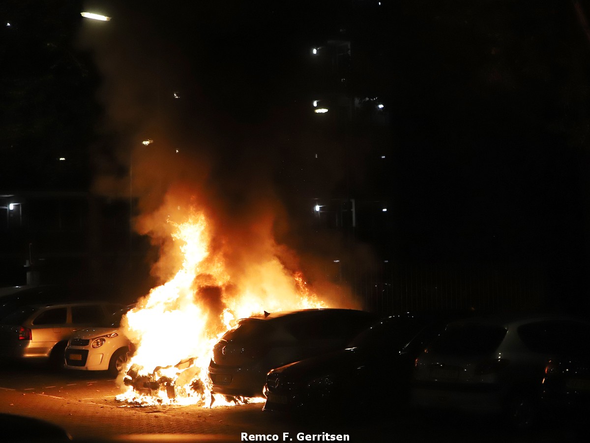 #Voertuigbrand, Han Hollanderweg (#Gouda)