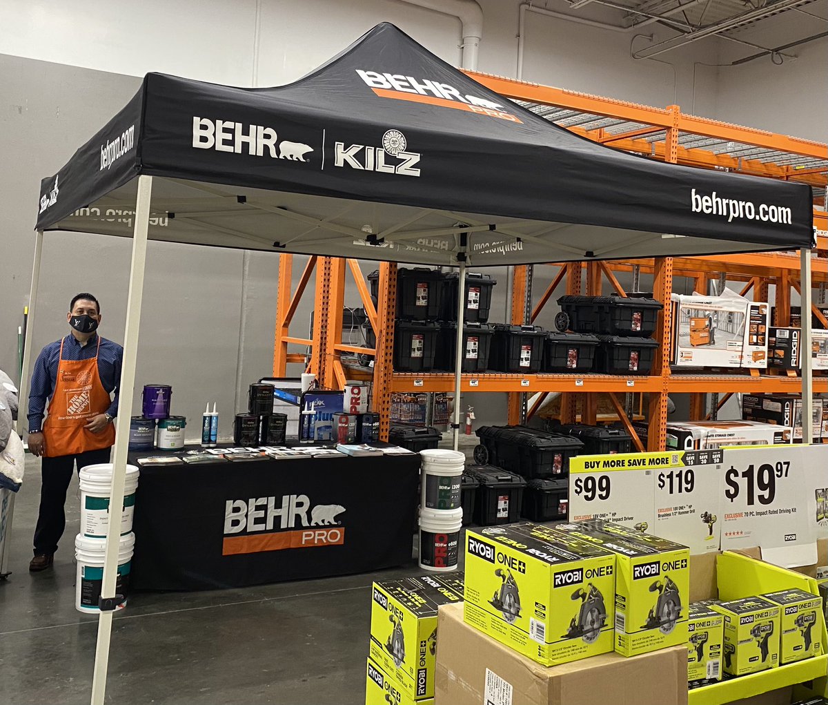 Kicking off Pro Appreciation Week at THD 8519! Josue ready to help! <a href="/sonnyboy825/">Ciro Cardoza Jr</a> <a href="/GutierrezYsela/">Ysela Gutierrez</a> <a href="/davmireles/">D</a> <a href="/MaryKayAlcala2/">Mary Kay Alcala</a>
