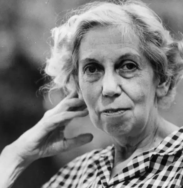 En modo gótico sureño los últimos días. La semana pasada visité de nuevo a Flannery O'Connor. Sangre sabia me sigue pareciendo una gran novela, pero sus cuentos sí es que son tremendos. Ahora también muy enganchado con los cuentos de Eudora Welty, otra genia😍