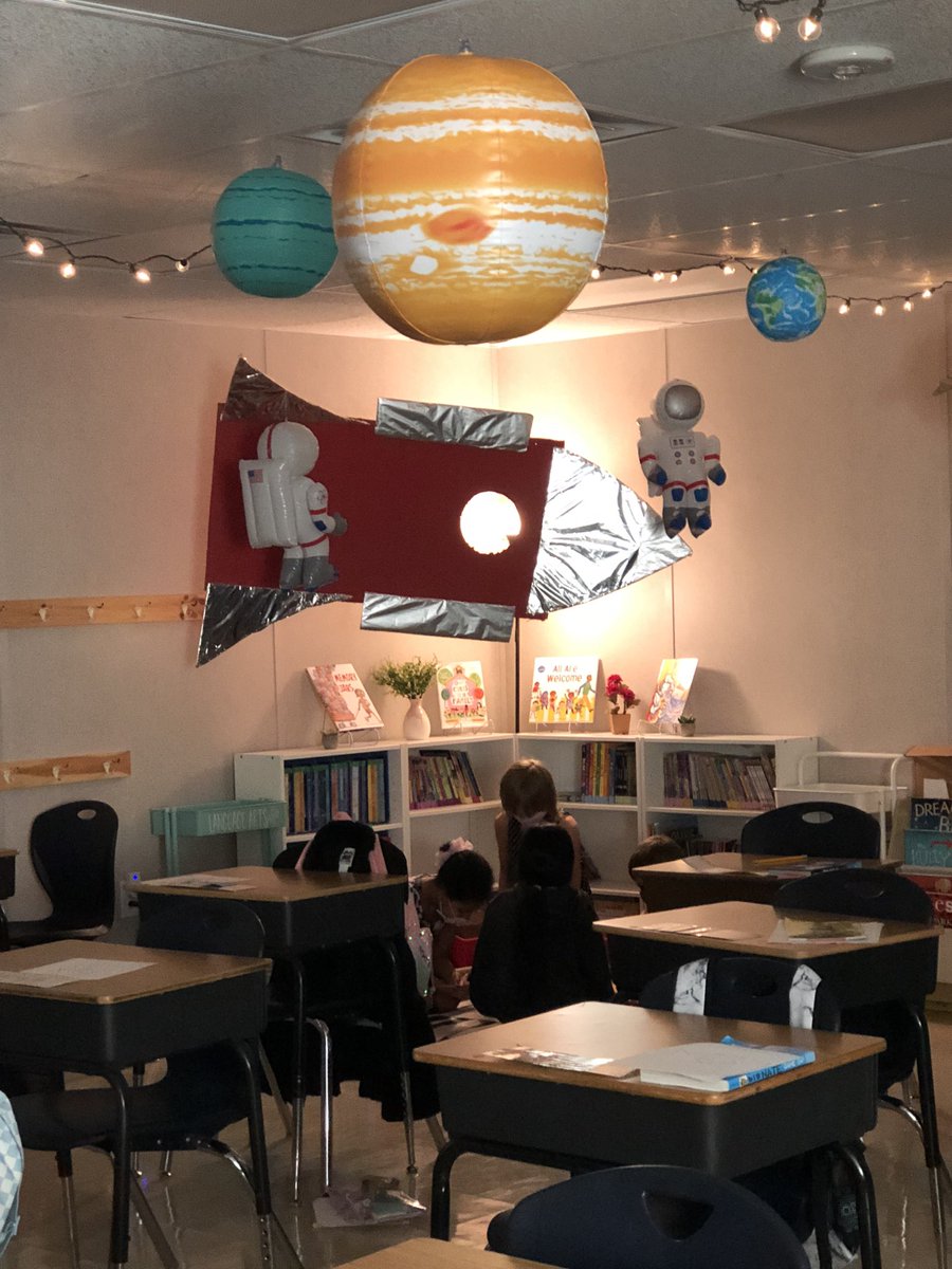 A.M. Davis tweet media