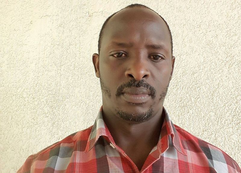 #Rwanda :Christopher Kayumba uri kwiyicisha inzara aho afungiye, yajyanywe ku bitaro

bbc.in/2Xb9uzJ
