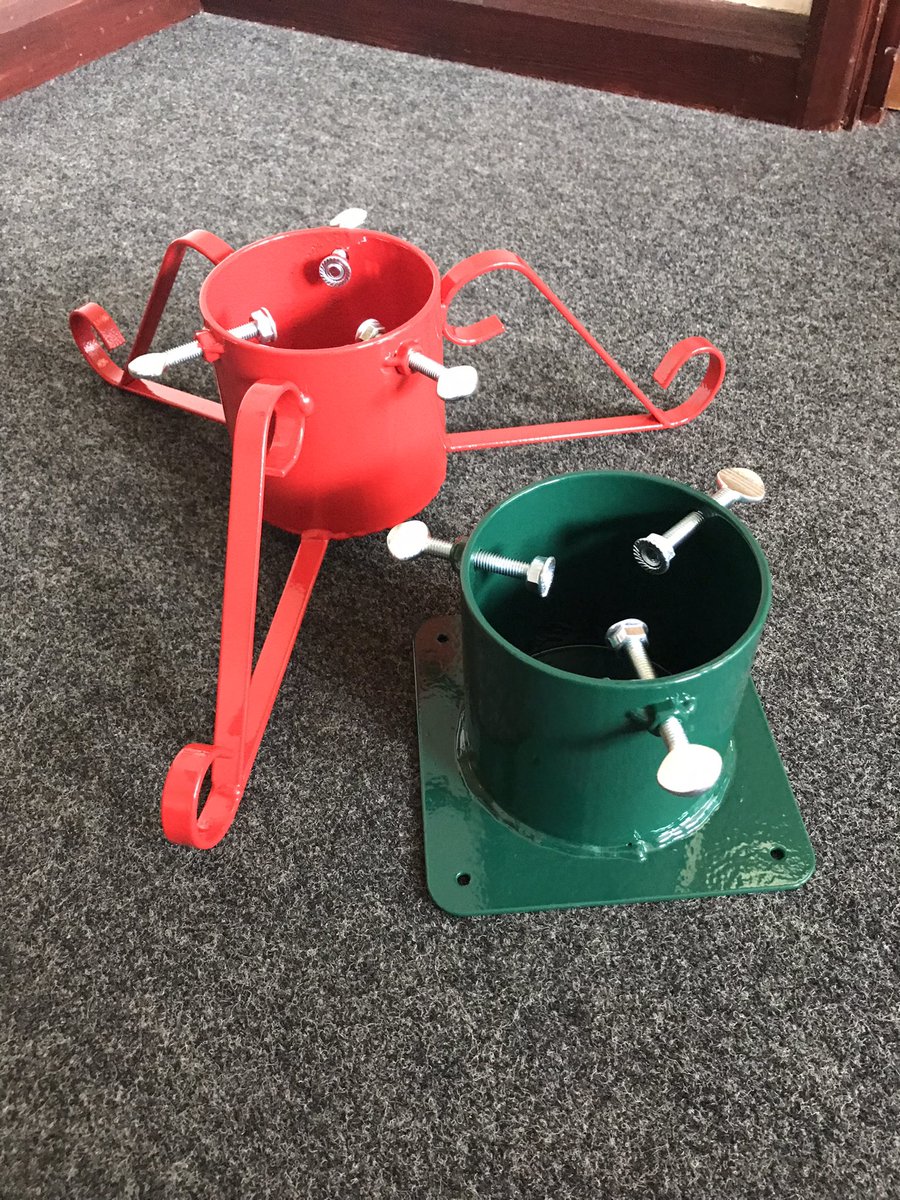BeezzyUK's tweet photo. A thing of beauty! Christmas Tree Stands are rolling off the production line now. Straight out of the door….. It’s already Christmas in the business world. https://t.co/kLvyhSo12U