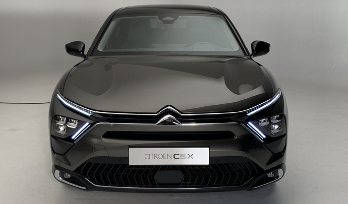Originauto.com tweet media