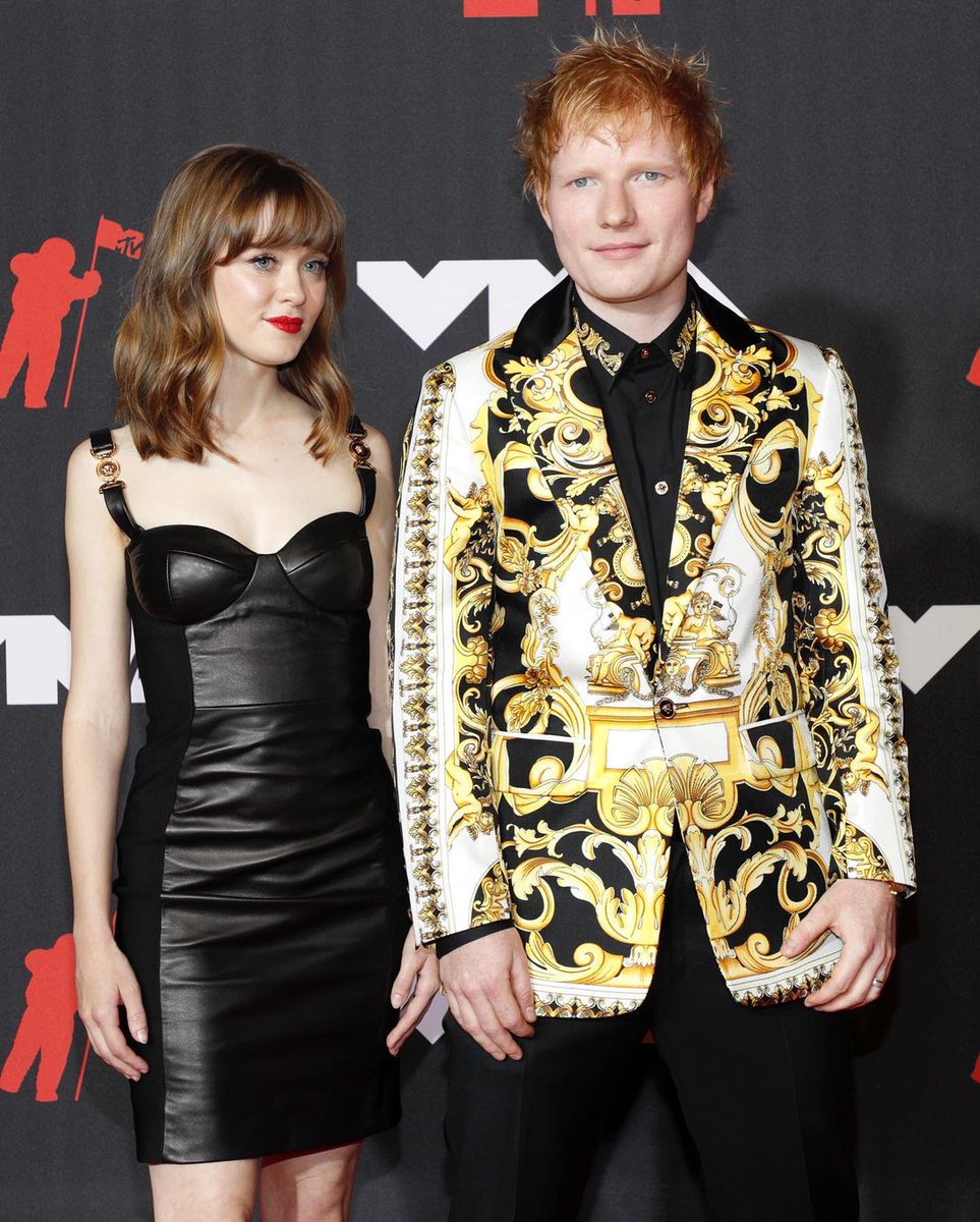 VMA’s with <a href="/maisiehpeters/">maisie peters</a> 📸 <a href="/GettyVIP/">Getty Images Entertainment</a> 

Repost @ teddysphotos on Instagram