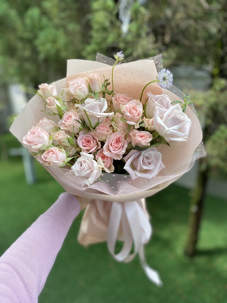 TheAbsentFlower's tweet photo. Hi @MyBktJelutong! I am a home-based florist in Bukit Jelutong. Can help to retweet? Kindly support my small business 🤍 https://t.co/iqinSr8yNX