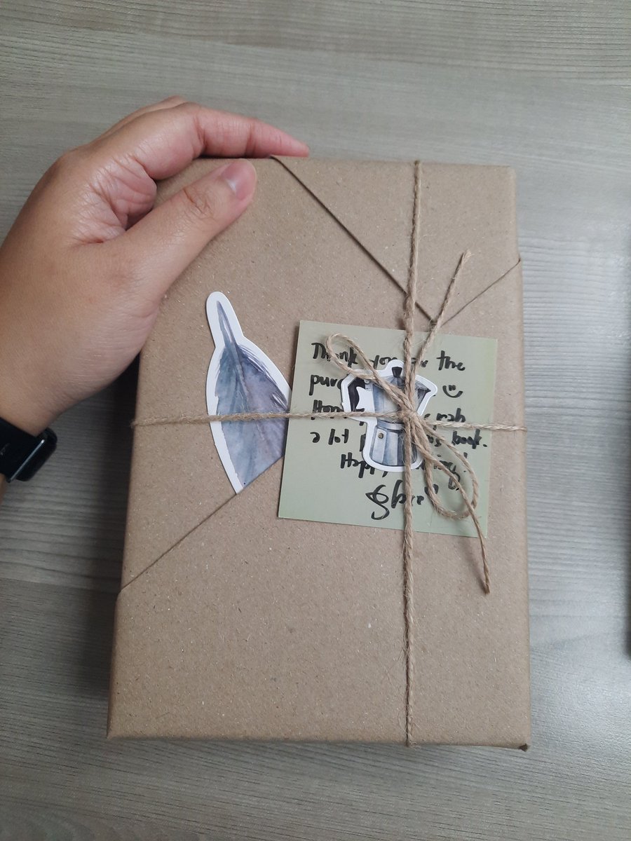ironicallyours's tweet photo. 9.9 budol books came today! Yay! Lav et! #bookworming https://t.co/O2ZyKC7Sj0