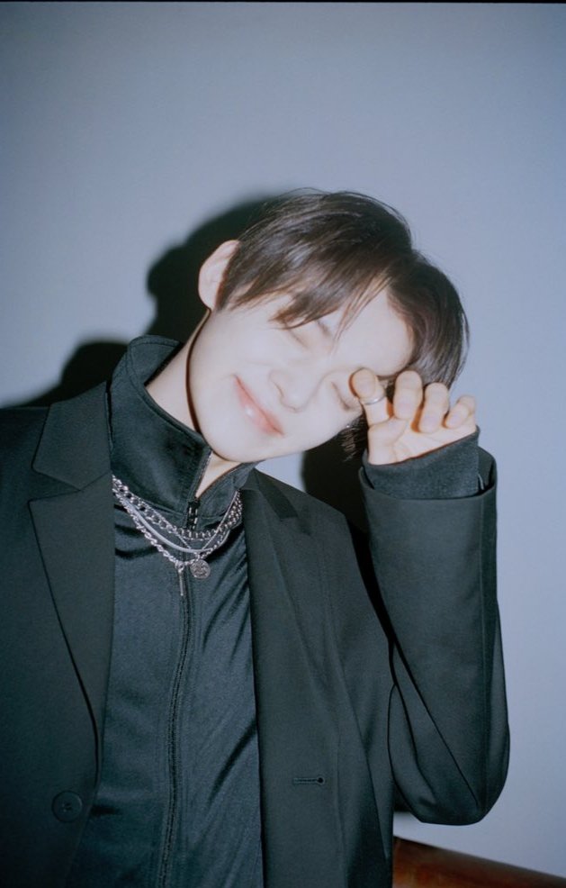 chsbin__'s tweet photo. hppy birthday 
our healing boy MOA, 
Always be healthy and live long, and always love MOAs, We all love yeonjun ♡♡♡ #Yeonjun4thGenItBoy #YeonjunDay #우리일기에새겨질연준이의23살 #YEONJUN @TXT_members https://t.co/7azcs2QmbM https://t.co/riLANRKIO4