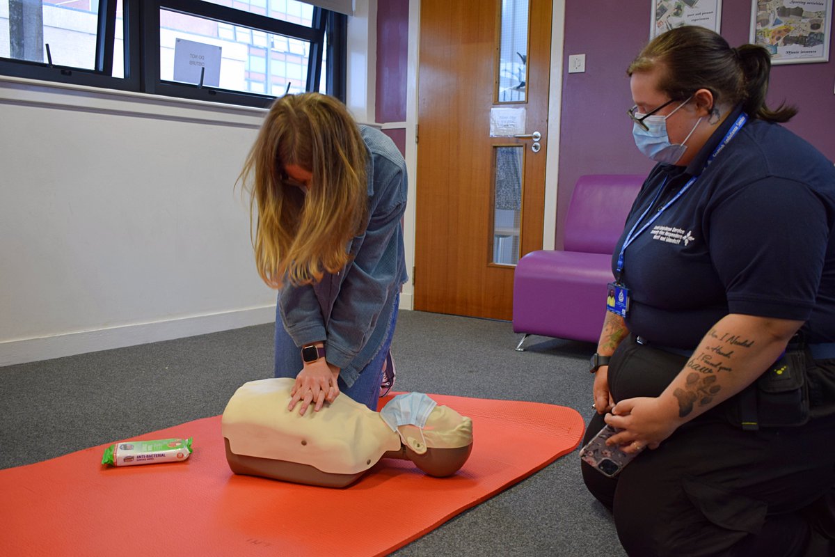 BanffAcademyBXA's tweet photo. In partnership with @DYW_NorthEast, Banff Academy S4 pupils participated in our first 'S4 Skills Session' with Banff and Macduff Community First Responders on Friday. 🚑 #buildingskills #developinglifeskills #YPGuarantee https://t.co/4TOpXk5laX