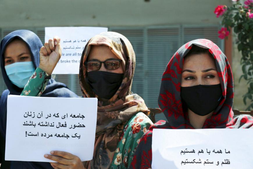Women gather to demand their rights under Taliban rule during a protest in Kabul, Afghanistan on September 3, 2021. © 2021 Wali Sabawoon/AP Images