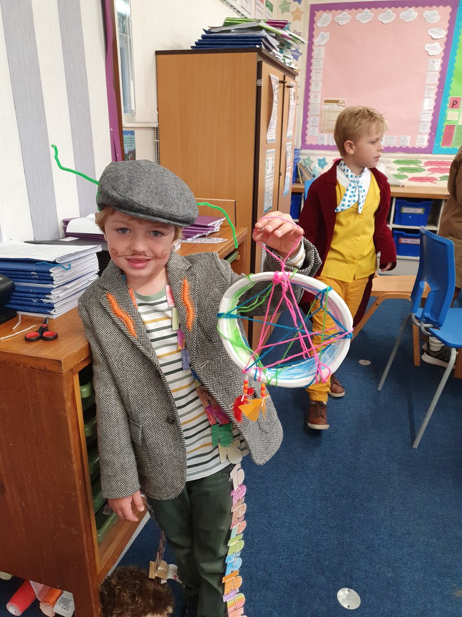 EdenhurstSchool's tweet photo. Celebrating @roald_dahl day in Bridgewater House! 💭📖🧶 #epsinspire https://t.co/OtWI2YVCvd