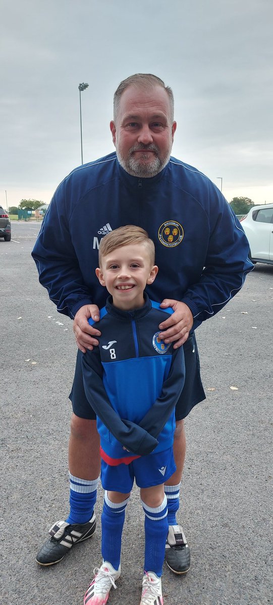ClareP74's tweet photo. Great 1st game back #HAWKS ⚽️⚽️ https://t.co/zt7IA0f81s