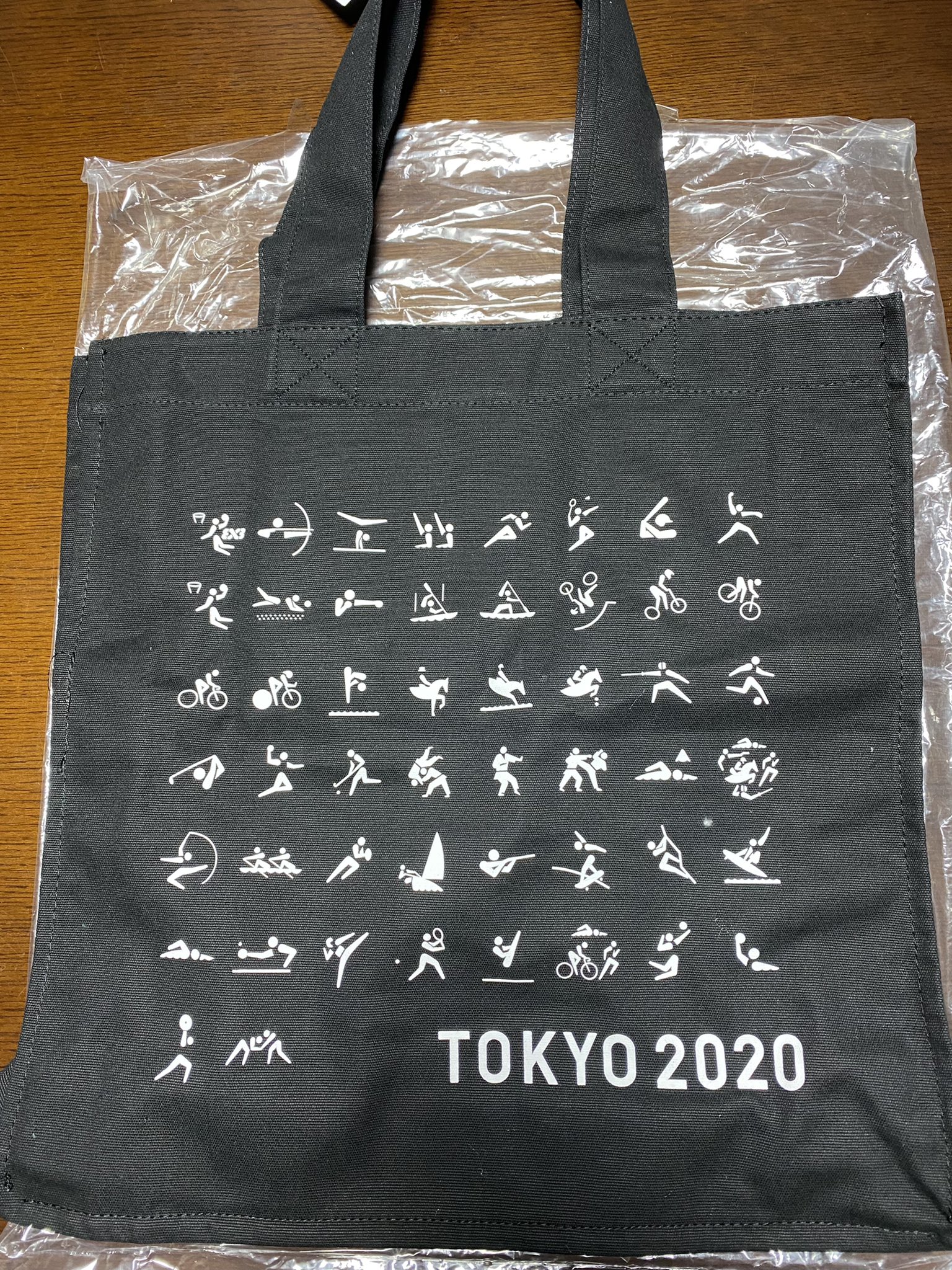 【新品】公式グッズ　東京オリンピック　ピクトグラム　トートバッグ ピクトグラムのトートバッグ黒☆東京オリンピック公式ライセンス