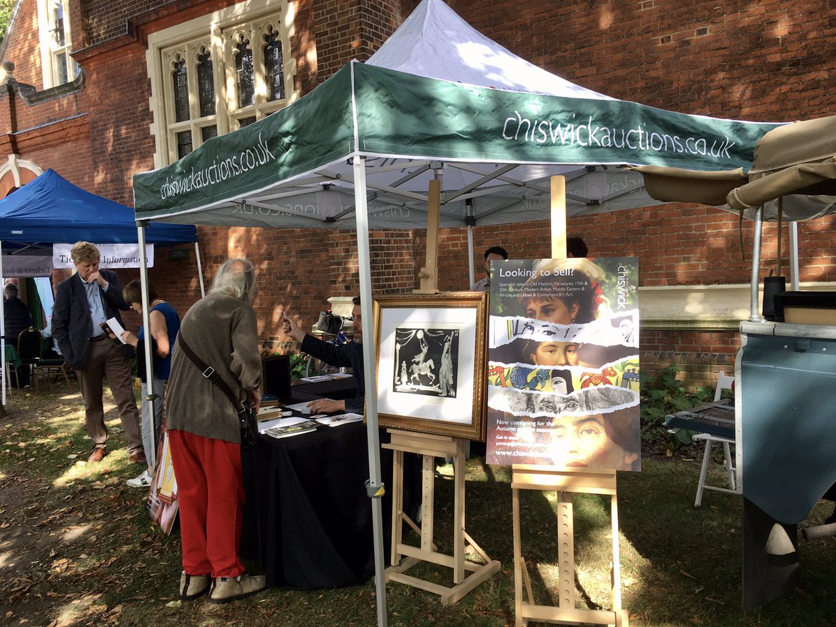 Thanks to our #blueplaque session sponsor <a href="/ChiswickAuct/">Chiswick Auctions</a> - and to the specialists team who came to the Free Valuation Day on Saturday. chiswickbookfestival.net/supporters/chi…. Viewing is now open for their #Design &amp; Modern Contemporary Sale this Wednesday September 15th: chiswickauctions.co.uk