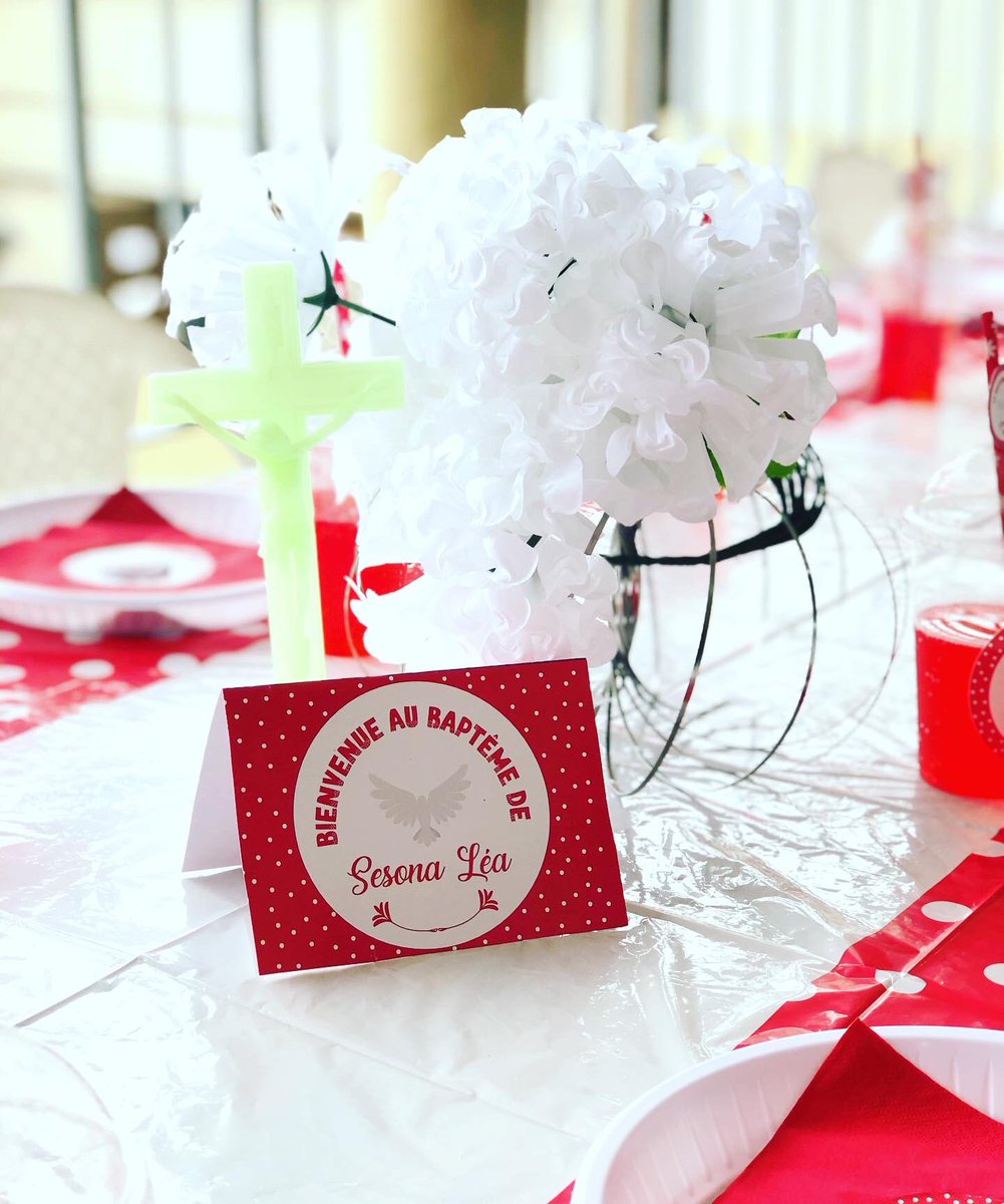 MmebeautifulD's tweet photo. Retour sur le Baptême de Sesona Léa Thème : Rouge et Pois Blancs
.
.
#mmebeautiful #baptism #rougeetblanc #237events #eventplanner #eventplanner237 #beautecamerounaise #decocreative https://t.co/Av3tZF3O93