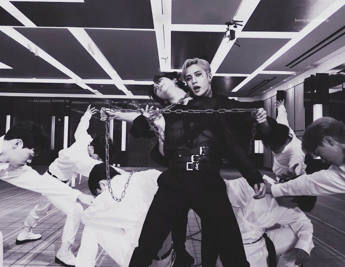 bangchansource's tweet photo. hyunchan were insane for this 

#CHAN #BangChan #방찬 
#Hyunjin #현진
#스트레이키즈  @Stray_Kids https://t.co/GDALjT2Ii2