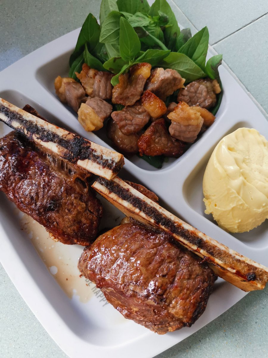 fun_tuutie's tweet photo. #OMAD 🥩 CD Day 141
- short rib ย่าง
- brisket ย่าง
- cd มายองเนส
#sg
#sgketo
#thaifood
#thailocalfood
#คีโต
#คีโตไทย
#cdmenu
#carnivorediet
#ketosg
#ketomenu
#ketogenicdiet
#ketocarnivore
#carnivoreketo https://t.co/GFzK4oRaUS