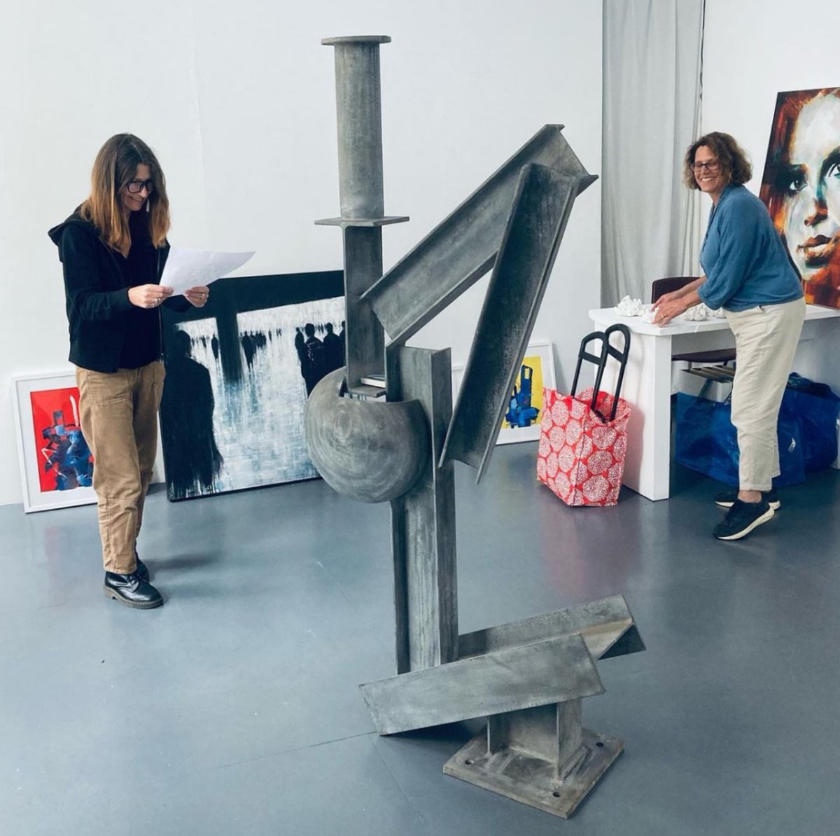 artcanorg's tweet photo. We're underway, setting up our group show 'Set in Stone' @Studio44AD in Bath 🎉 huge thanks to gallery manager Katie, as well as @senojlas &amp; Hedy Parry-Davies! Open from tomorrow, you can also book to join us at our Private View this Friday from 6pm: https://t.co/YnyeGNQ1j6 https://t.co/i945omsgAd
