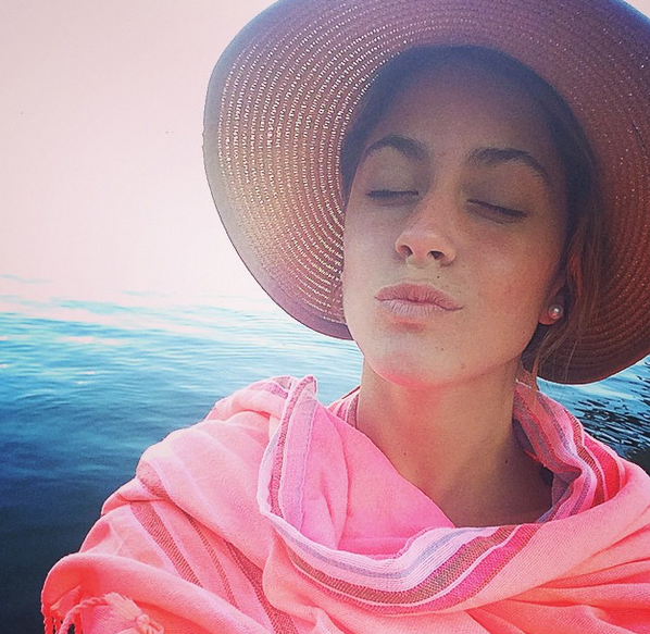 ThrowbacksTini's tweet image. .@TiniStoessel via Instagram 7 years ago today (she deleted)