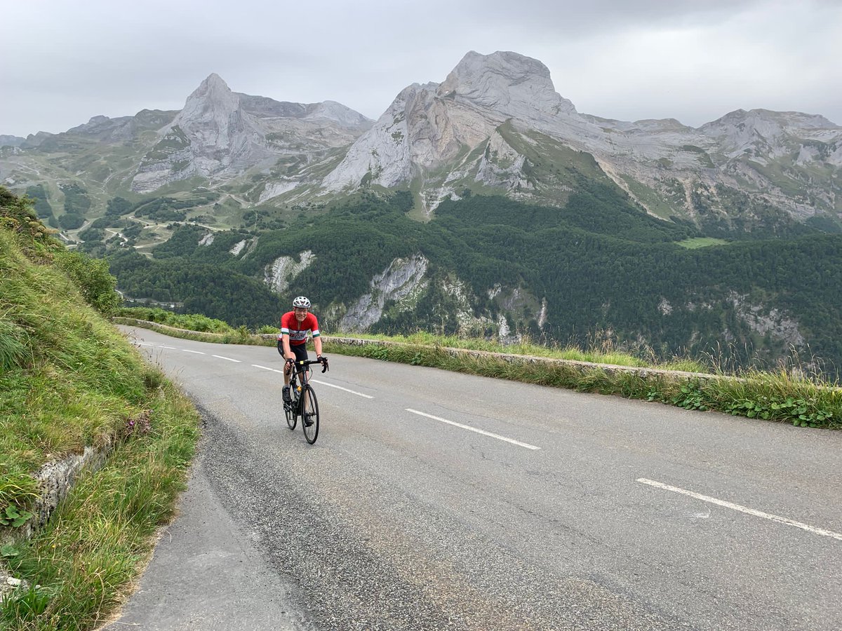 colinfi's tweet photo. Amazing week in the #Pyrenees with @BikeBasque - amazing scenery and a superb support team! https://t.co/tgcJuxxKx9