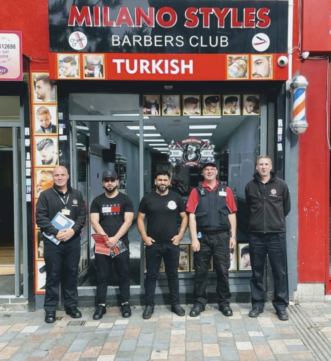 WMFSBusinessFS's tweet image. @WMFS_BSV and West Bromwich BID @WestBromwichTC ambassadors Tony &amp;amp; Harvey working in partnership to keep businesses safe during Business Safety Week 2021. Big thank you to everyone at @WestBromwichTC for their help and support.