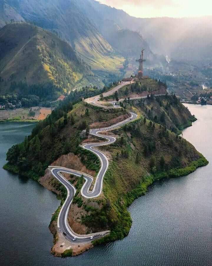 Wisata_IDN's tweet photo. Bukit sibea bea danau toba
Lokasi : sumut https://t.co/s0mK4KPeXg