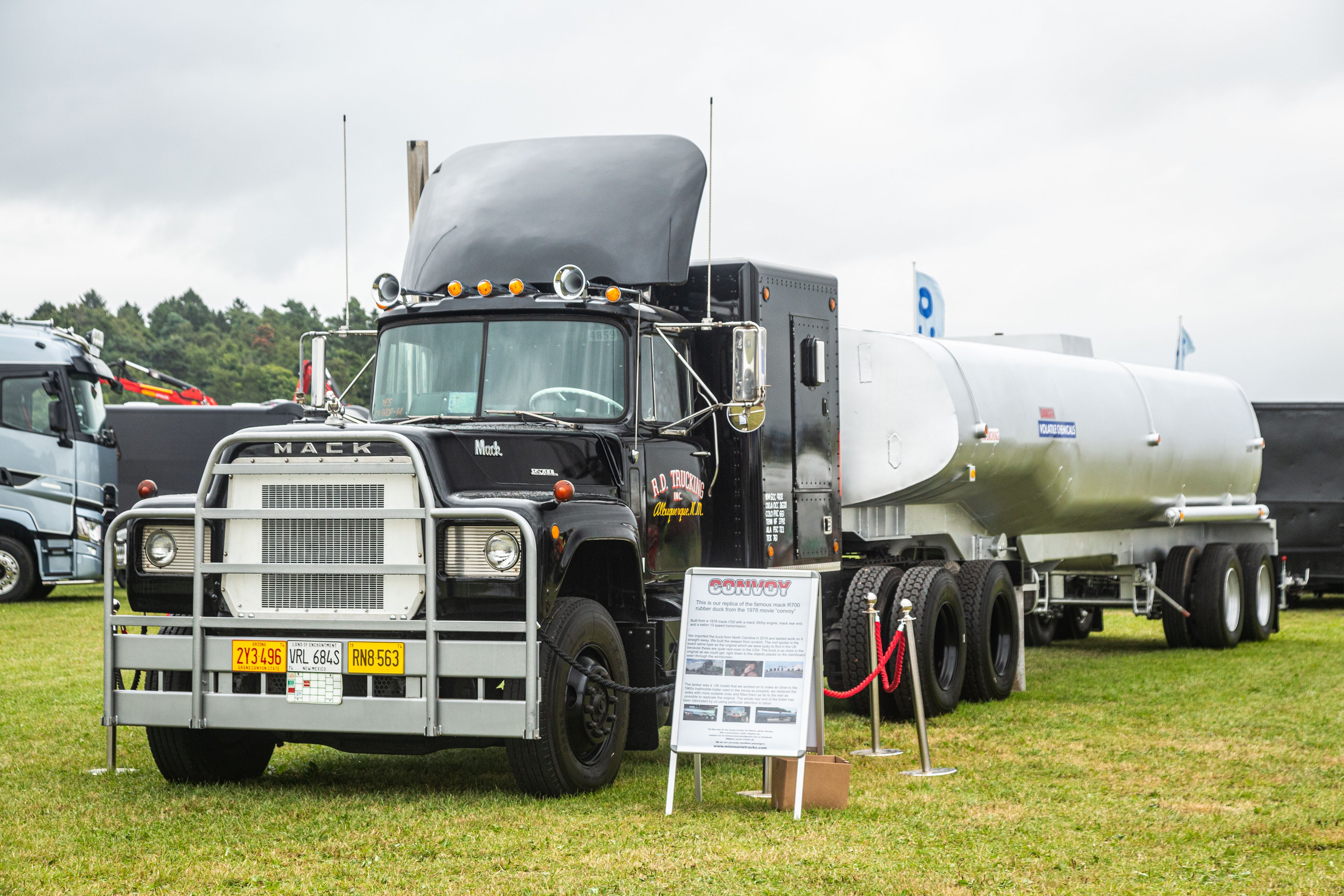 Convoy on X: #MondayMovies is back to decide which famous movie truck at  #ConvoyInThePark was best: Convoy's 'Rubber Duck' @MackTrucks, Smokey & the  Bandit's @KenworthTruckCo or Big Trouble in Little China's 'Pork