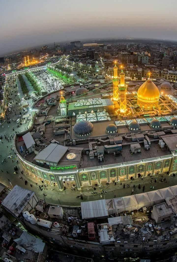 joun313's tweet image. جو نکـتـہ بن کے کتابِ خــدا میں رہتا ہے
اسی کا ذِکـــــــر صفِ انبیاء میں رہتا ہے

یہ کائنات بنائی گی ہے پنجـــــتنء کے لیے
تجھے خبر ہی نہیں کس ہــــوا میں رہتا ہے

اسی لیے تو فرشتے کـــفــن کو چومتے ہے
لہو حســـینء کا خاکِ شفـا میں رہتا ہے

#HussainSaveHumanity